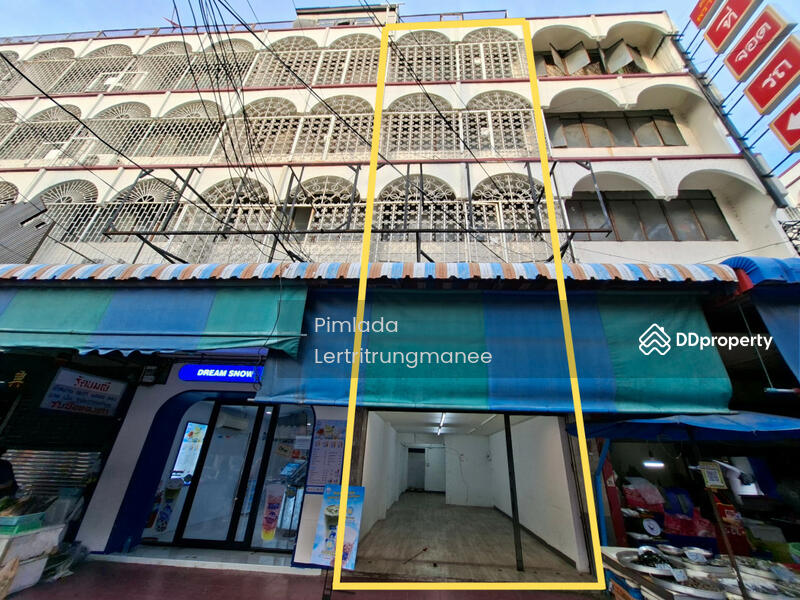 ให้เช่า - อาคารพาณิชย์ 4 ชั้น ใกล้ สถานีรถไฟฟ้า MRT อิสรภาพ, กรุงเทพ