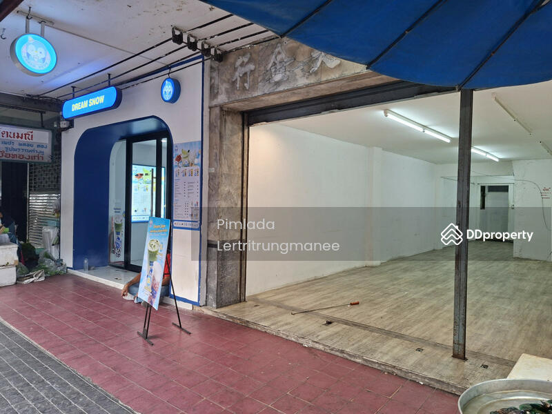ให้เช่า - อาคารพาณิชย์ 4 ชั้น ใกล้ สถานีรถไฟฟ้า MRT อิสรภาพ, กรุงเทพ