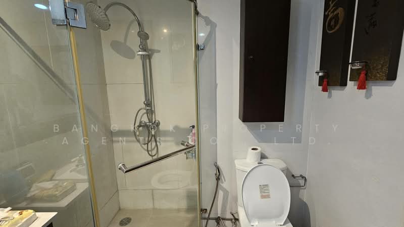 Watermark Chaophraya, Bangkok, Soi Charoennakorn 39-41, Charoennakorn Road, Bang Lam Phu Lang, Khlong San, Bangkok, 3 Bedrooms, 265 sqm, Condo For Rent, by BANGKOK PROPERTY AGENTS CO., LTD., 60025762 - DDproperty.com