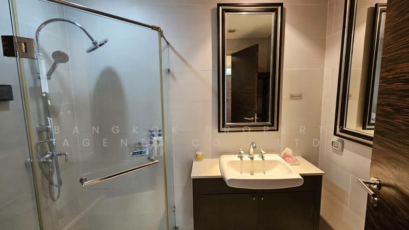 Watermark Chaophraya, Bangkok, Soi Charoennakorn 39-41, Charoennakorn Road, Bang Lam Phu Lang, Khlong San, Bangkok, 3 Bedrooms, 265 sqm, Condo For Rent, by BANGKOK PROPERTY AGENTS CO., LTD., 60025762 - DDproperty.com