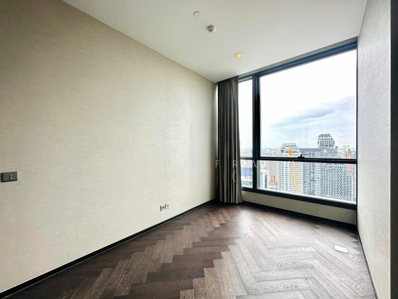 The Esse Sukhumvit 36 : ดิ เอส สุขุมวิท 36, กรุงเทพ, ซอยสุขุมวิท 36 ถนนสุขุมวิท, พระโขนง, คลองเตย, กรุงเทพ, 125 ตร.ม., คอนโด ให้เช่า, โดย Knight Frank Chartered (Thailand) Co.,Ltd, 60026726 - DDproperty.com