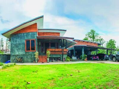 ขาย - ขายบ้าน พร้อมที่ดิน จังหวัดแพร่ ย่านหมู่บ้านน้ำทอง ใกล้สนามบินแพร่, แพร่