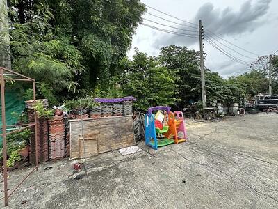 ขาย - ที่ดินหมู่บ้านแดนทองวิลเลจ ถนนสุขาภิบาล 5, กรุงเทพ