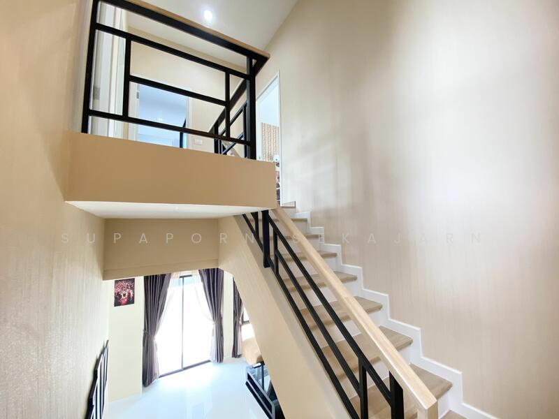 บ้านแฝดสไตล์บ้านเดี่ยว โครงการรุ่งเรืองวิลล่า คลอง 3 ปทุมธานี, ปทุมธานี, ลาดสวาย, ลำลูกกา, ปทุมธานี, 150 ตร.ม., บ้านเดี่ยว ให้เช่า, โดย Supaporn Sekajarn, 60027158 - DDproperty.com