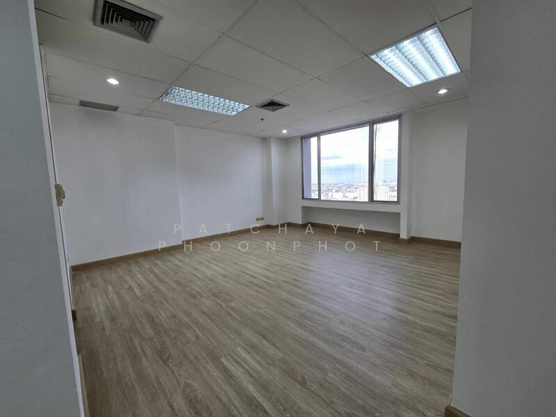 Forum Tower, Bangkok, 184 Ratchadaphisek Road, Huai Khwang, Bangkok, , 60 sqm, Office Space For Rent, by Patchaya Phoonphot, 60027768 - DDproperty.com