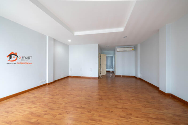 For Sale - Biztown Rama3 – Suksawat, Samut Prakan