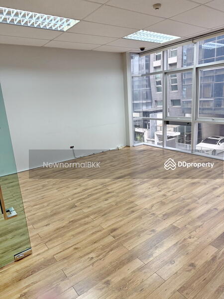 For Sale - Office building Huaikwang, Bangkok