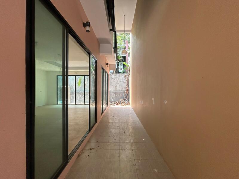 For Sale - คิวทาวน์, Surat Thani