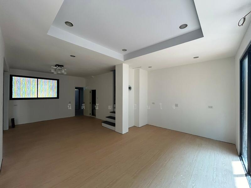 For Sale - คิวทาวน์, Surat Thani