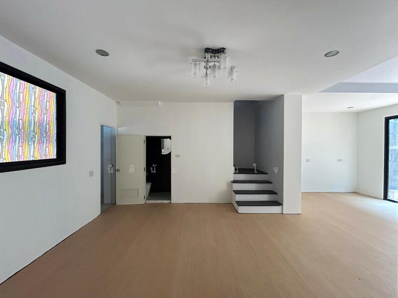 For Sale - คิวทาวน์, Surat Thani