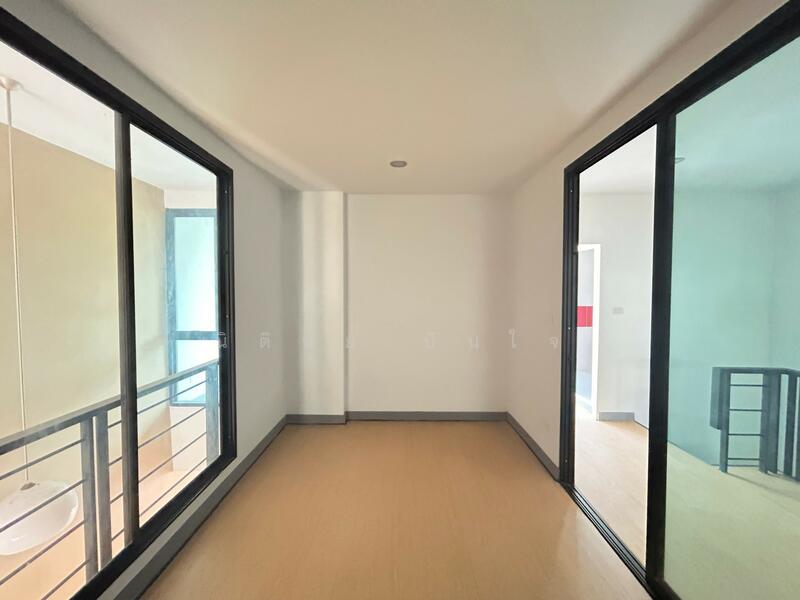 For Sale - คิวทาวน์, Surat Thani