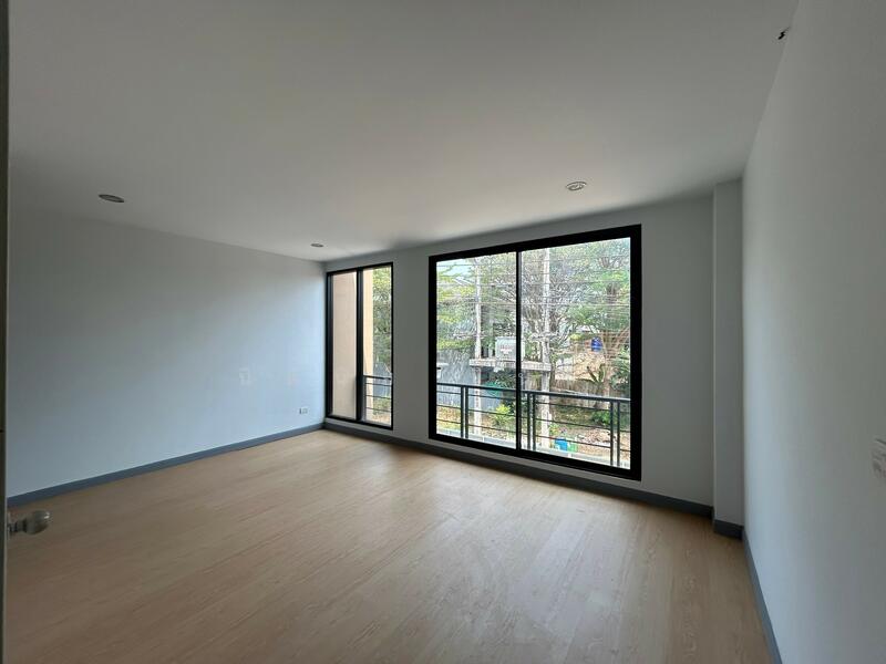 For Sale - คิวทาวน์, Surat Thani