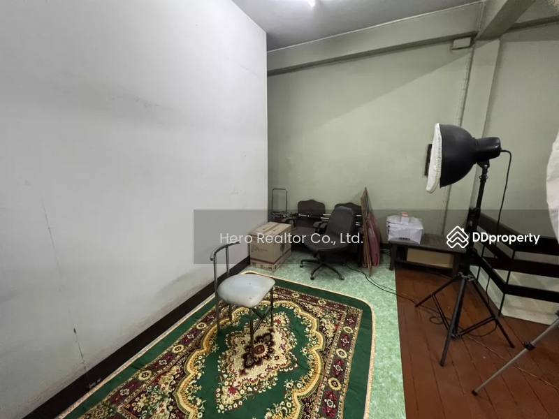 ให้เช่า - For Rent Bangkok Shop House Sukhumvit Watthana BTS Thong Lo BRE25243, กรุงเทพ