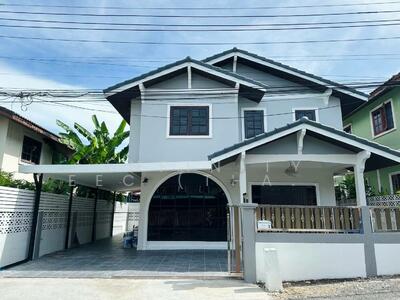 ขาย - (Office A) ขายบ้านเดี่ยวหลังใหม่ บ้านสไตล์อังกฤษ ใกล้ตึกคอมศรีราชา เก้ากิโล, ชลบุรี