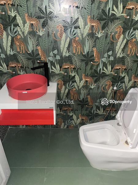 For Rent - For Rent Bangkok Retail Sukhumvit BTS Thong Lo Watthana BRE18433, Bangkok