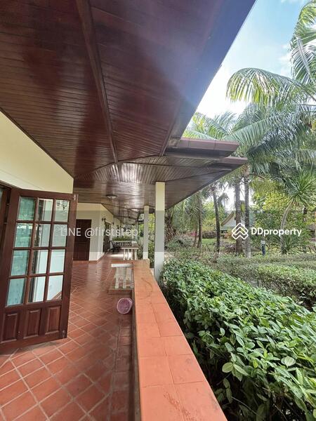 ขาย - ที่ดินพร้อมรีสอร์ท ภูเก็ต ฉลอง ราไวย์ พื้นที่ 3.5 ไร่ เข้าออกได้หลายทาง, ภูเก็ต