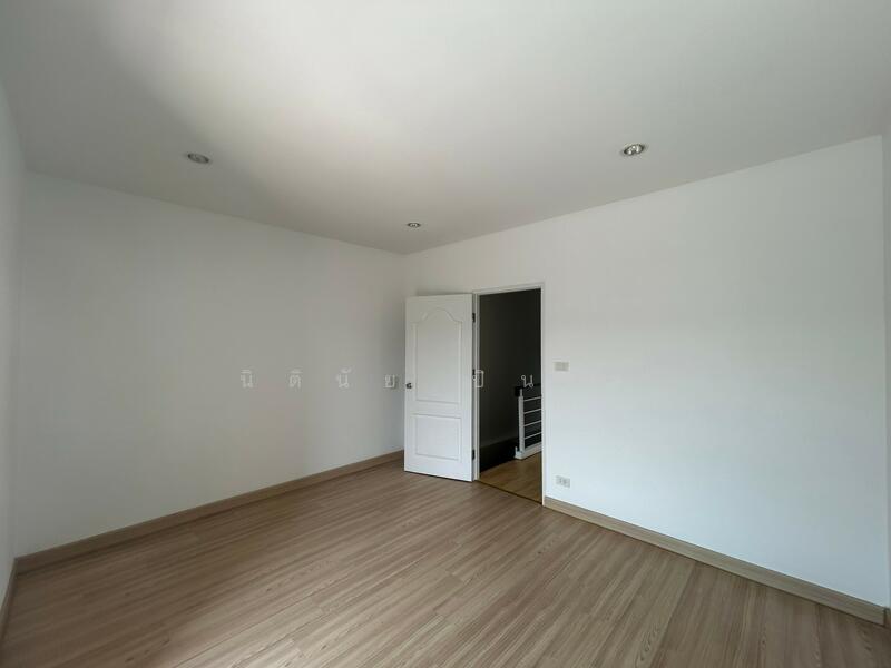 For Sale - The Ozone Theparak-Bangbor, Samut Prakan