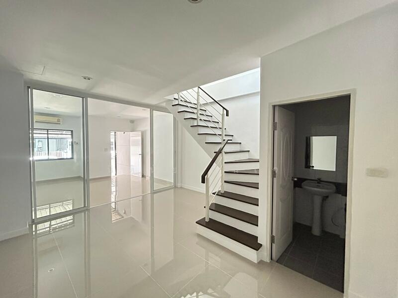 For Sale - The Ozone Theparak-Bangbor, Samut Prakan