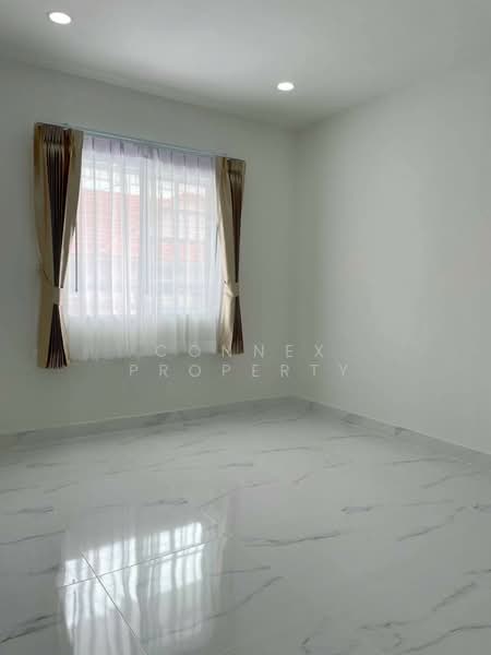 Baan Pruksa C, Pathum Thani, Khlong Sam, Khlong Luang, Pathum Thani, 3 Bedrooms, 110 sqm, Single Detached House For Sale, by Connex Property, 60028911 - DDproperty.com
