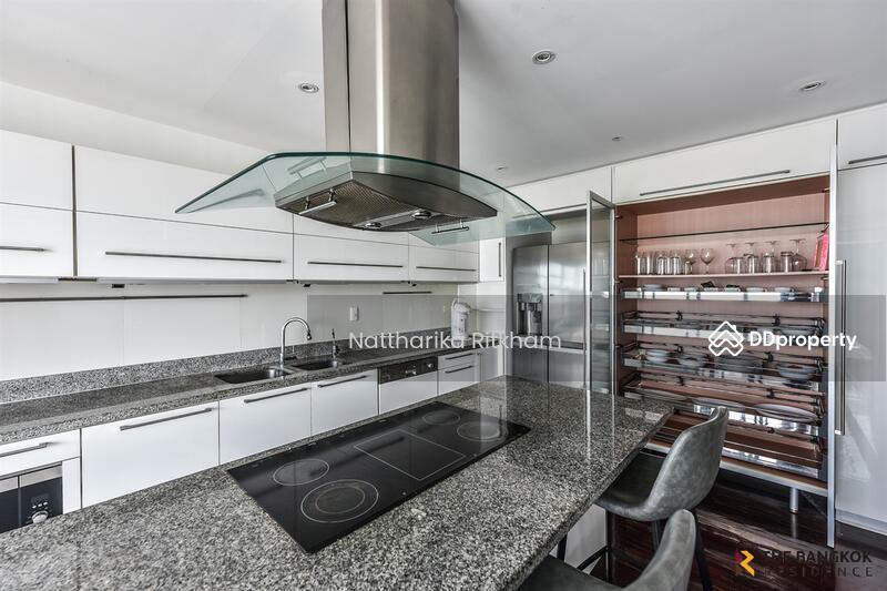 For Rent - State Tower, Bangkok
