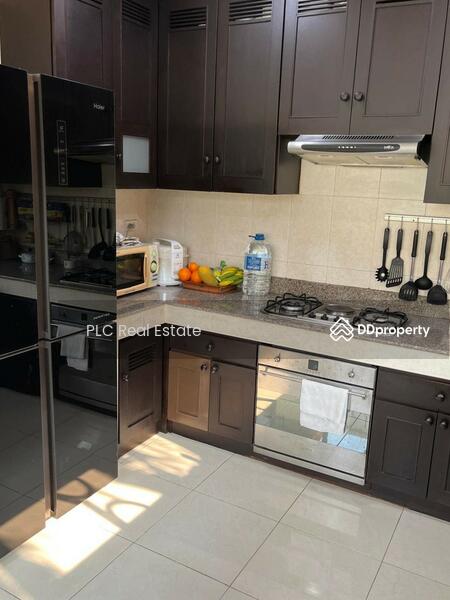 For Sale - 3 Bedrooms Villa in Takhian Tia - Pattaya, Chon Buri