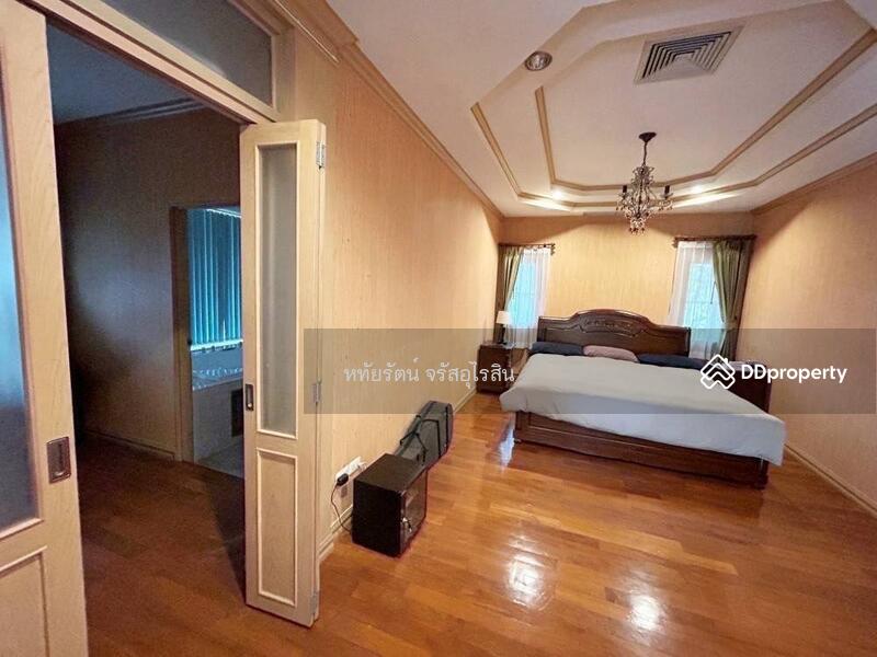 For Sale - Grand pool villa, great location close to Meechok Plaza, City Hall, Central Festival, Chiang Mai