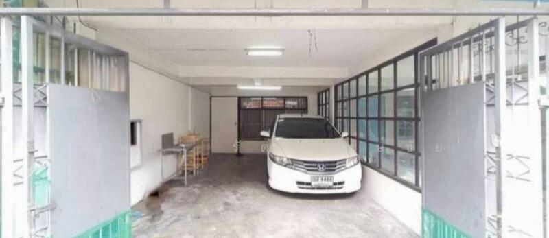 ทำเลอ่อนนุช 48 ให้เช่าทาวน์เฮ้าส์ 2 ชั้น บ้านพร้อมอยู่ เฟอร์ครบ ทำเลดี เลี้ยงสัตว์ได้, Bangkok, อ่อนนุช, Suan Luang, Suan Luang, Bangkok, 2 Bedrooms, 120 sqm, Townhouse For Rent, by บุษบา รัตนวงษ์ชัย, 60029504 - DDproperty.com