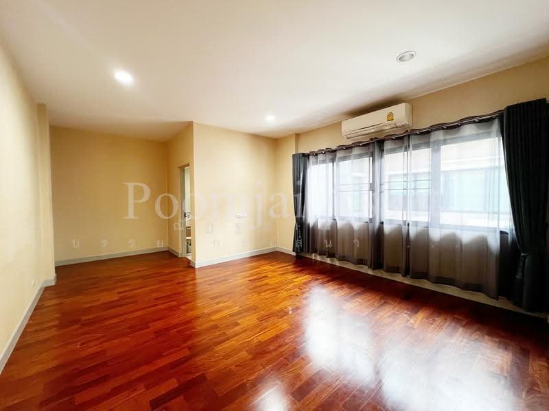 Grand Bangkok Boulevard Sathorn-Kanlapaphruek, Bangkok, Kanlapaphruek Road, Bang Khae, Bang Khae, Bangkok, 4 Bedrooms, 348 sqm, Single Detached House For Sale, by ณัฏฐ์อาณา บรรยงกะเสนา ณ อยุธยา, 60029539 - DDproperty.com