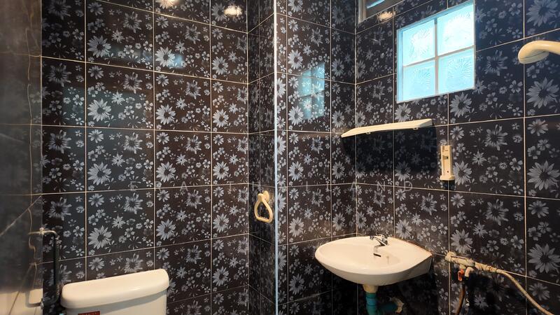 ขาย - ขายตึกแถว 2 ชั้น เนื้อที่ 88.8 ตร.ว. ติดวัดพระปฐมเจดีย์ ใจกลางเมืองนครปฐม, นครปฐม