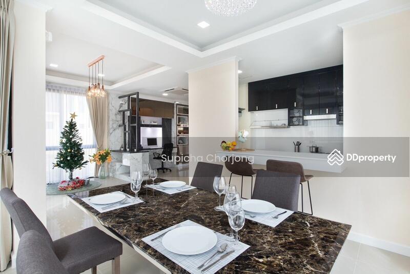 For Sale - Villa Asiatic, Chon Buri