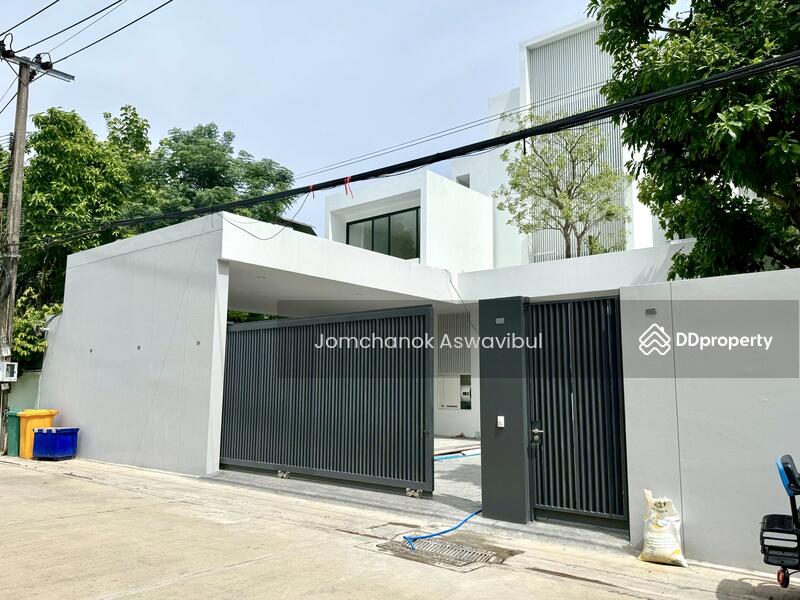 For Rent - House for rent Ramkhamhaeng soi 9, Bangkok