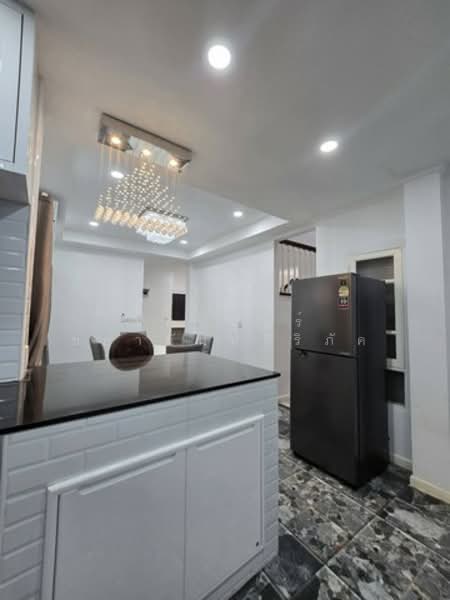 พาร์คเวย์ ชาเล่ต์ รามคำแหง, Bangkok, 1 รามคำแหง, Min Buri, Min Buri, Bangkok, 3 Bedrooms, 250 sqm, Single Detached House For Sale, by รัตนฉัตร์ ชยานันท์สิริภัค, 60029839 - DDproperty.com