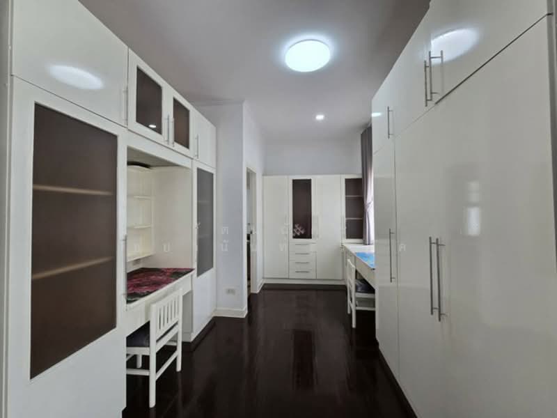 พาร์คเวย์ ชาเล่ต์ รามคำแหง, Bangkok, 1 รามคำแหง, Min Buri, Min Buri, Bangkok, 3 Bedrooms, 250 sqm, Single Detached House For Sale, by รัตนฉัตร์ ชยานันท์สิริภัค, 60029839 - DDproperty.com