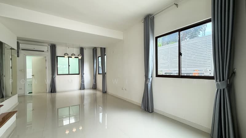 Pruksa Ville 57 Pattanakarn : พฤกษาวิลล์ 57 พัฒนาการ, กรุงเทพ, ซอยพัฒนาการ 38, สวนหลวง, กรุงเทพ, 120 ตร.ม., ทาวน์เฮ้าส์ ขาย, โดย Ponwimol Wipanarapai, 60030117 - DDproperty.com