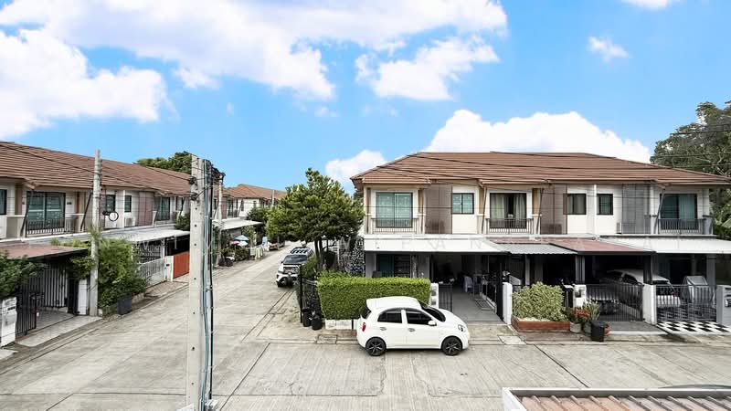Pruksa Ville 57 Pattanakarn, Bangkok, Soi Pattanakarn 38, Suan Luang, Bangkok, 3 Bedrooms, 120 sqm, Townhouse For Sale, by Ponwimol Wipanarapai, 60030117 - DDproperty.com