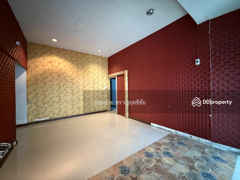 For Rent - For Rent: Office Building on Corner Lot Behind Bon Marché Market, Bangkok – 49,500 THB/Month, Bangkok