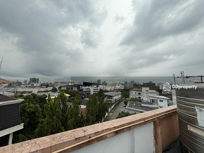 For Rent - For Rent: Office Building on Corner Lot Behind Bon Marché Market, Bangkok – 49,500 THB/Month, Bangkok
