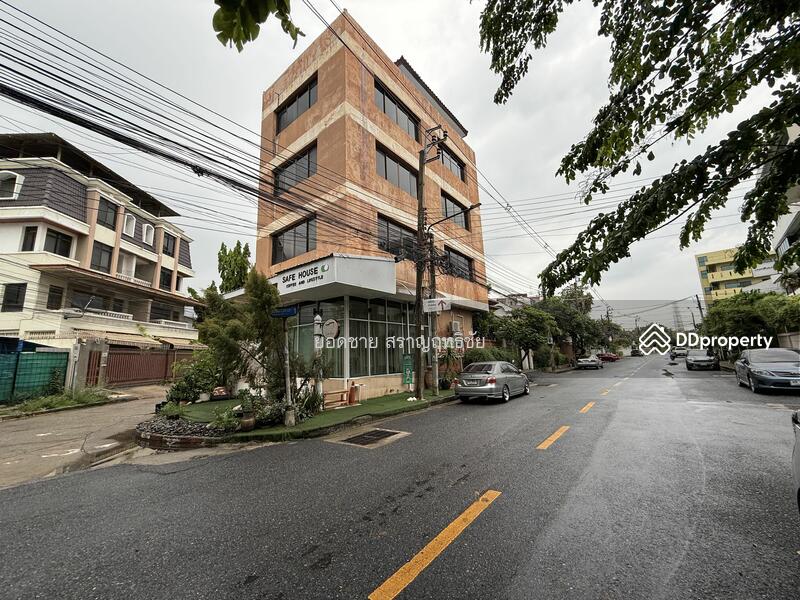 For Rent - For Rent: Office Building on Corner Lot Behind Bon Marché Market, Bangkok – 49,500 THB/Month, Bangkok