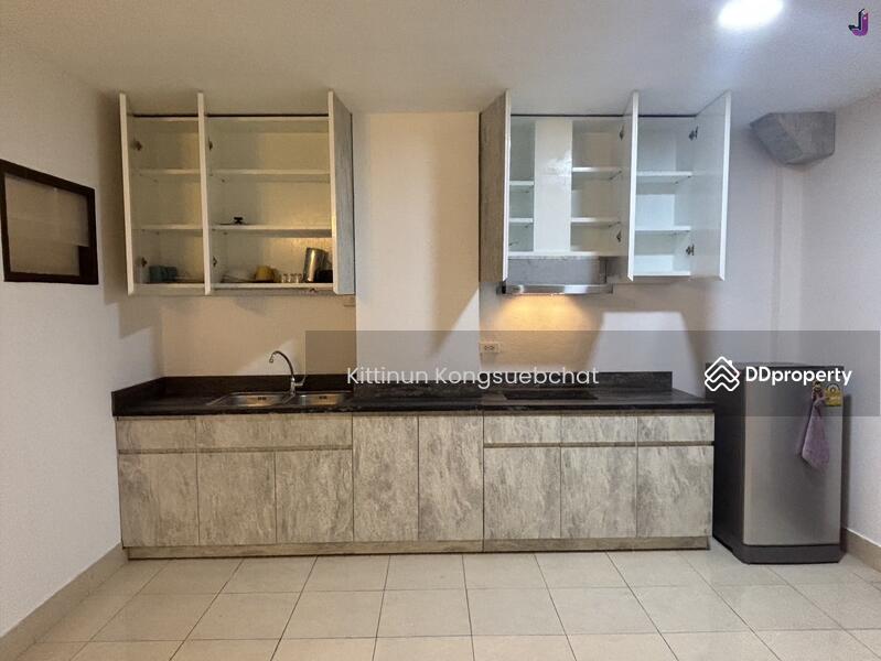 For Sale - Hometown Sriracha, Chon Buri