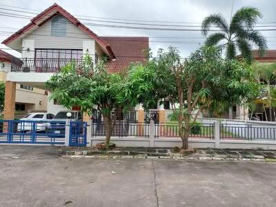 ขาย - (Office P) ขายบ้านเดี่ยวพร้อมผู้เช่า ใกล้เจปาร์คพร้อมพื้นที่สีเขียว เดินทางสะดวก หมู่บ้านคันทรีโฮม2, ชลบุรี