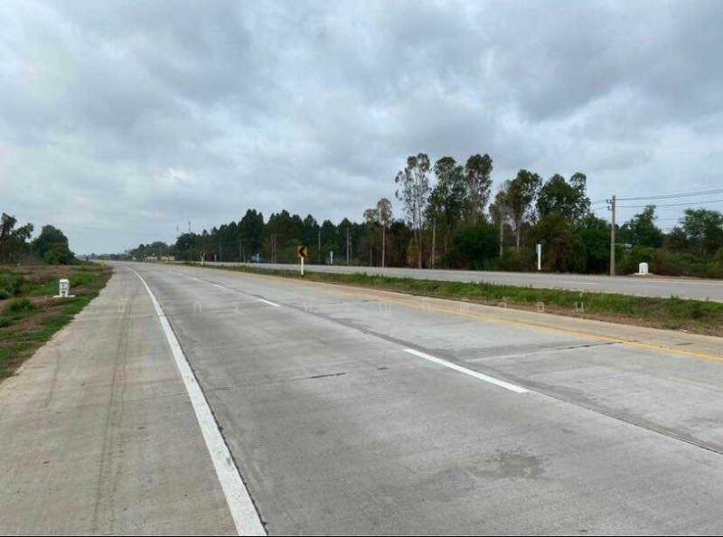 For Sale - ที่ดินติดถนนอินทร์บุรี-เชียงใหม่(11) 9ไร่ 3งาน, Nakhon Sawan