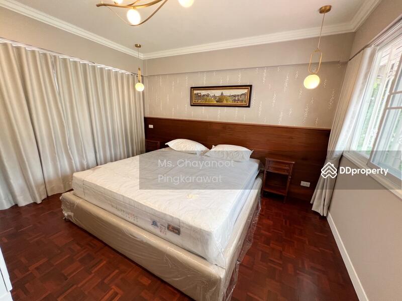 ให้เช่า - A newly renovated 4-bedroom house in Onnut for rent, กรุงเทพ