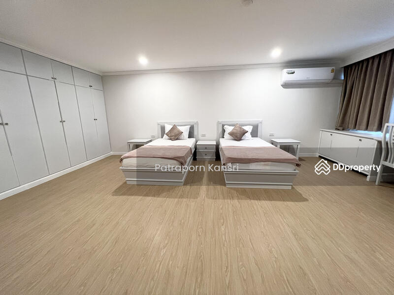 For Sale - Oriental Towers, Bangkok