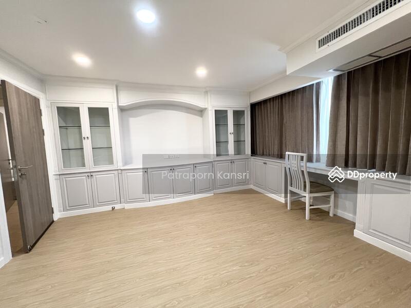 For Sale - Oriental Towers, Bangkok