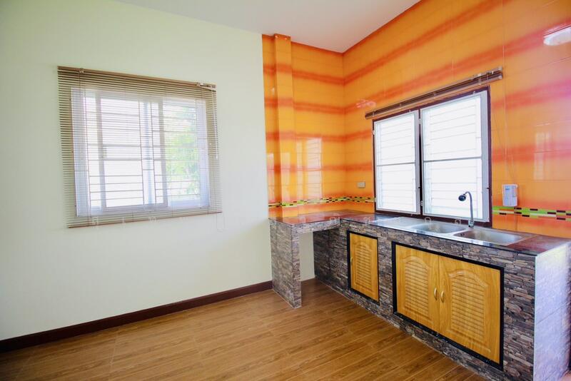 Newly Renovated Single Detached House for Sale, 100 sq.w,on Burapha Phat Road,Ban Chang, Rayong, Ban Zhang, Ban Chang, Rayong, 3 Bedrooms, 150 sqm, Single Detached House For Sale, by สุเทพ พสุวณิชย์กุล, 60031737 - DDproperty.com