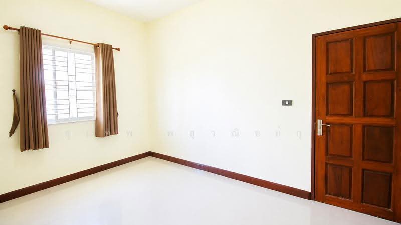 ขายบ้านเดี่ยวรีโนเวทใหม่ 100 ตร.วา ถ.บรูพาพัฒน์ บ้านฉาง หมู่บ้านเทพรัฐ 1 ใกล้นิคมฯ เอเชียและโลตัสใหญ, ระยอง, บ้านฉาง, บ้านฉาง, ระยอง, 150 ตร.ม., บ้านเดี่ยว ขาย, โดย สุเทพ พสุวณิชย์กุล, 60031737 - DDproperty.com