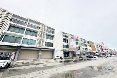 ขาย - Fifth Avenue Ladkrabang (ฟิฟธ์ เอเวนิว ลาดกระบัง), กรุงเทพ