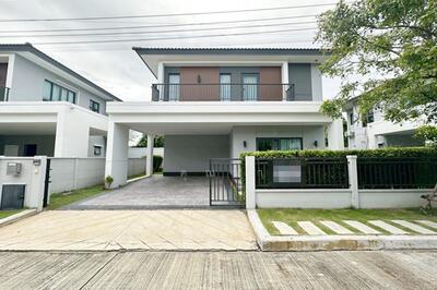 ขาย - Centro Maha Chesadabodin Bridge : เซนโทร สะพานมหาเจษฎาบดินทร์ฯ, นนทบุรี