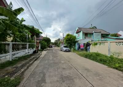 ขาย - ที่ดินแปลงมุมสุดปัง ใจกลางปากเกร็ด!, นนทบุรี