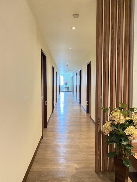 For Sale - Office building for sale for clinic or hospital, Ratchada 4 near Ratchayothin, Bangkok